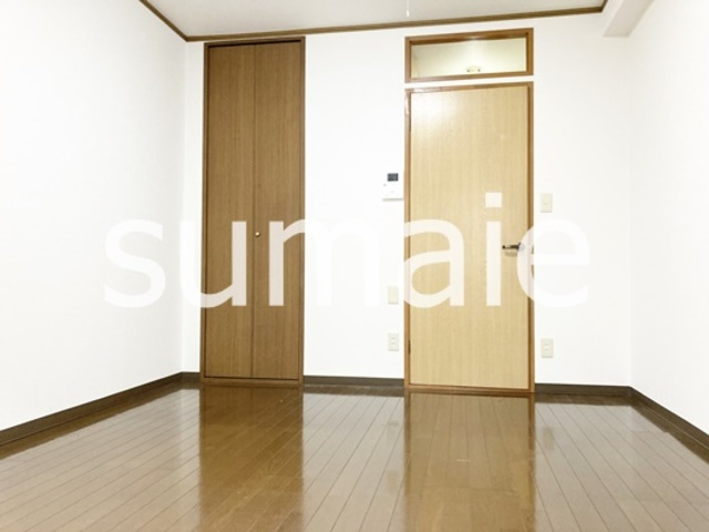 コンフォートマンション大宮の洋室|人気のフローリングです。