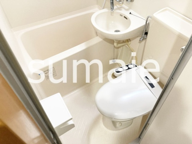 コンフォートマンション大宮の浴室|3点式ユニットバス。