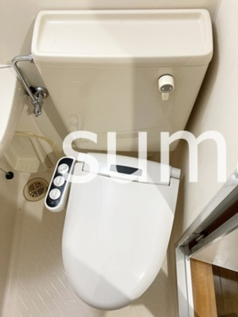 コンフォートマンション大宮のトイレ|ウォシュレット付トイレ。