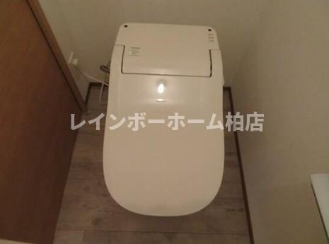 特典：仲介手数料が50％OFFです‼のトイレ|コンパクトで使いやすいトイレです