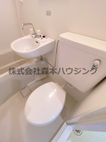 【トイレ】 | 　シャトー寺浦 | トイレも気になるポイント