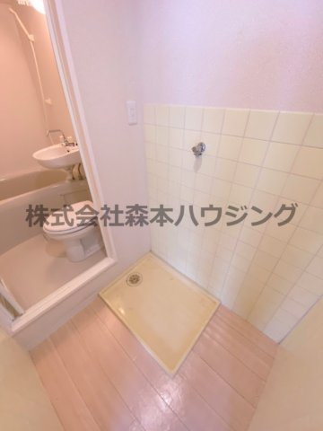 【設備】 | 　シャトー寺浦 | 室内洗濯機置き場です