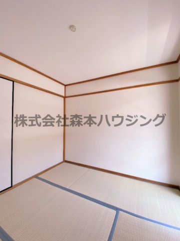 【和室】 | 　シャトー寺浦 | 和室、ちょっとしたくつろぎスペースにいかがでしょうか