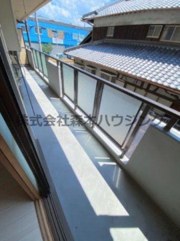 【バルコニー】 | 　シャトー寺浦 | 陽当たり良好なバルコニーです