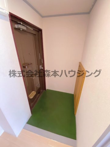 【玄関】 | 　シャトー寺浦 | ゆったりとした玄関です