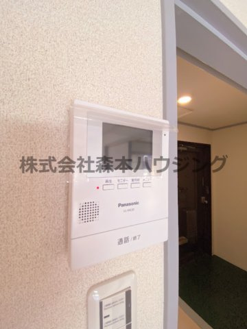 【セキュリティ】 | 　シャトー寺浦 | TVモニターフォンで安心です