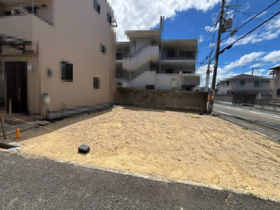 【前面道路含む現地写真】 | 引野町一丁　売土地 | 【閑静な住宅地でのびのび子育て】閑静な住宅地で子育て家族にピッタリ！毎日のお散歩も快適な緑に恵まれたエリアです♪