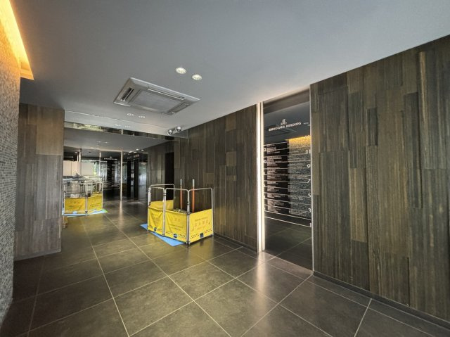 ＥＰＯ　ＳＨＩＮＯＳＡＫＡ　ＢＵＩＬＤＩＮＧ