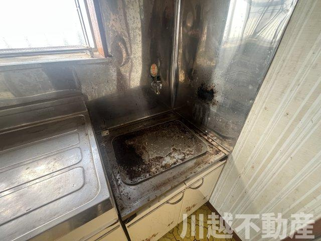 【川越かし野台】和の佇まいの５DKのキッチン|コンロ置場