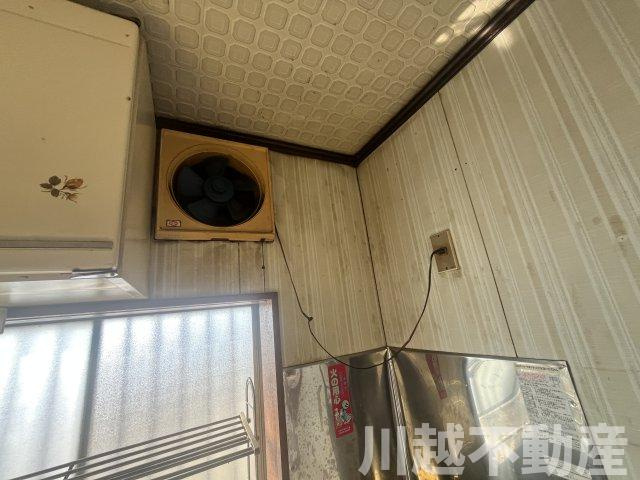 【川越かし野台】和の佇まいの５DKのキッチン|キッチン専用の換気扇