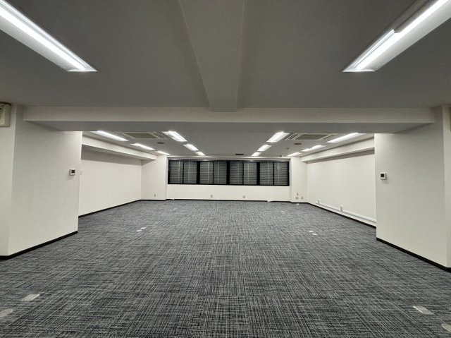 ＥＰＯ　ＳＨＩＮＯＳＡＫＡ　ＢＵＩＬＤＩＮＧ