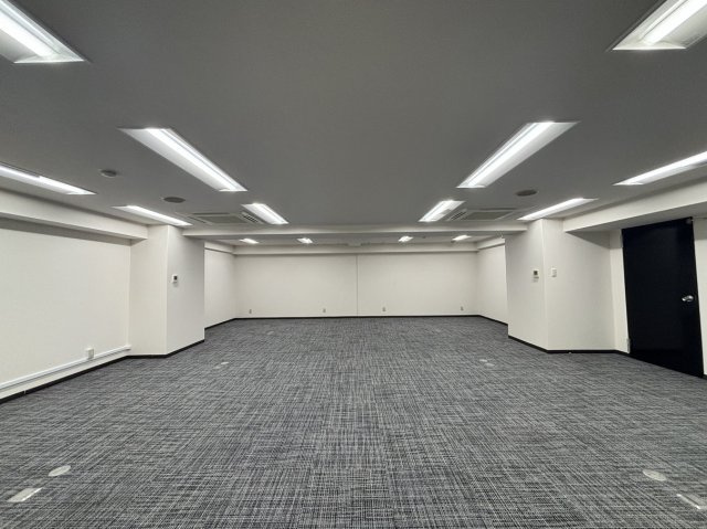 ＥＰＯ　ＳＨＩＮＯＳＡＫＡ　ＢＵＩＬＤＩＮＧ