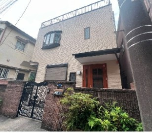 大島８丁目戸建のエントランス