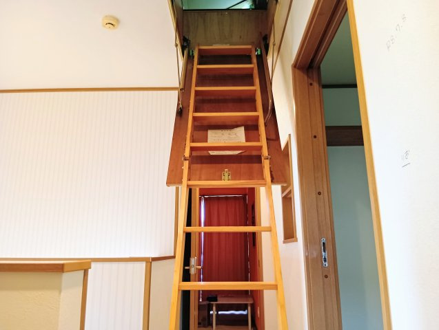 売中古戸建　静岡市駿河区広野４丁目の収納|屋根裏の収納もあります。