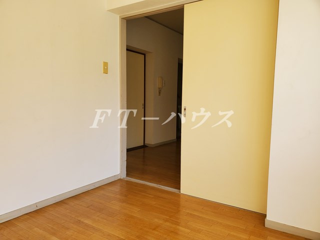 船橋市前原西６丁目の賃貸マンションの収納