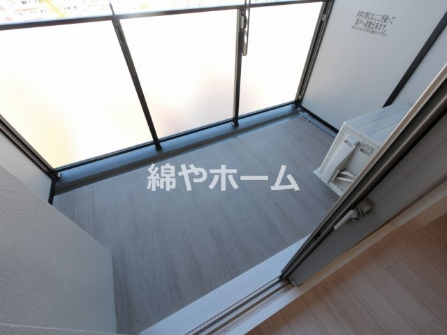 プレリスＮＥＯ大阪十三エルヴィオンのバルコニー|開放的で明るい空間を演出してくれるバルコニーです