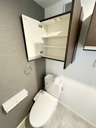 ベイルーム京急久里浜のトイレ|風呂トイレ別♪ウォシュレット付き