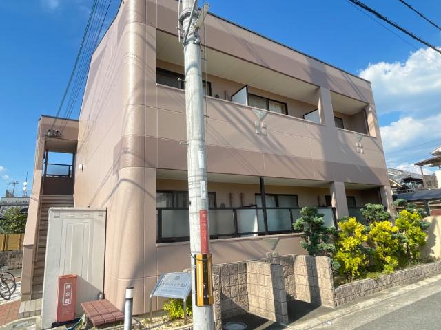 【外観】 | エバーハイツ春日 | 外観写真（昼）