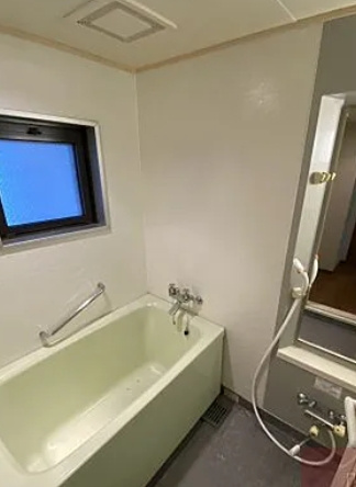 グランヴィ新大阪の浴室