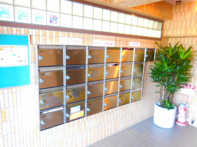 野田マンションⅢのロビー