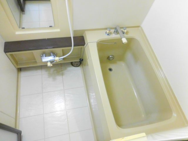 野田マンションⅢの浴室