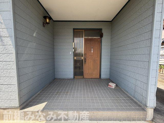 【中古】前橋市鶴が谷町　５Kの玄関|ゆったりとした玄関です