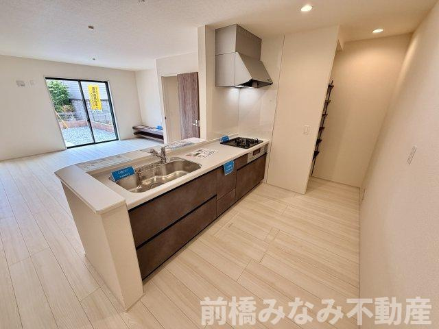 【新築】前橋市総社町植野第２　１号棟(全３棟)　リーブルガーデン　新築建売分譲のキッチン|お料理しやすいキッチンです