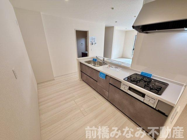 【新築】前橋市総社町植野第２　１号棟(全３棟)　リーブルガーデン　新築建売分譲のキッチン|キッチンでお料理をお楽しみください