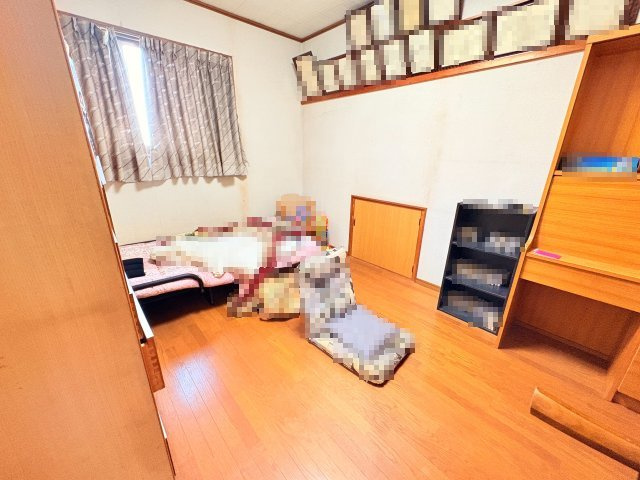 佐賀市諸富町大字山領　和室8帖　4LDKの洋室
