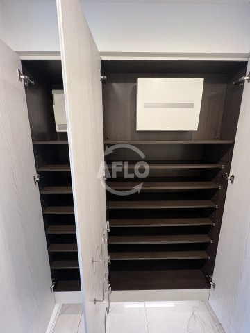 Brillia Tower堂島　中之島小学校区の収納|Brillia Tower堂島　シューズボックス
