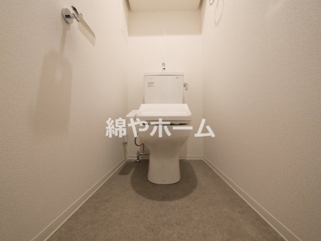 プレリスＮＥＯ大阪十三エルヴィオンのトイレ|清潔感のあるトイレです