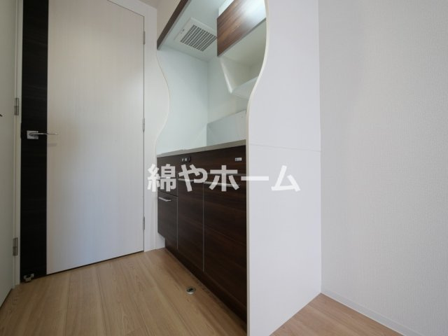 プレリスＮＥＯ大阪十三エルヴィオンの内装|明るい室内です