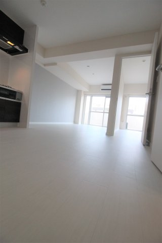 大谷マンションの居間・リビング