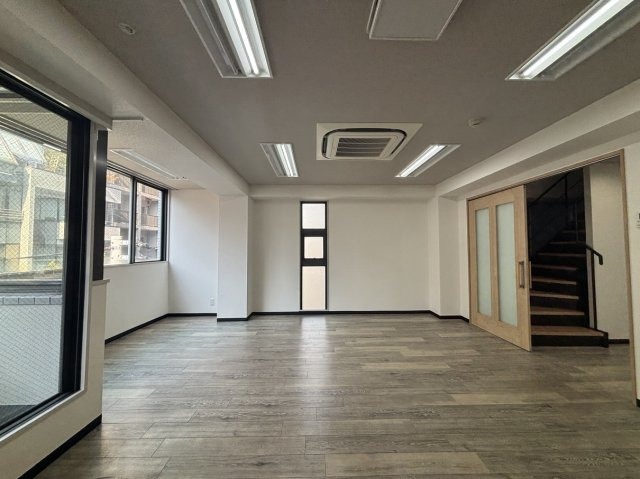 大阪市中央区内平野町１丁目の事務所