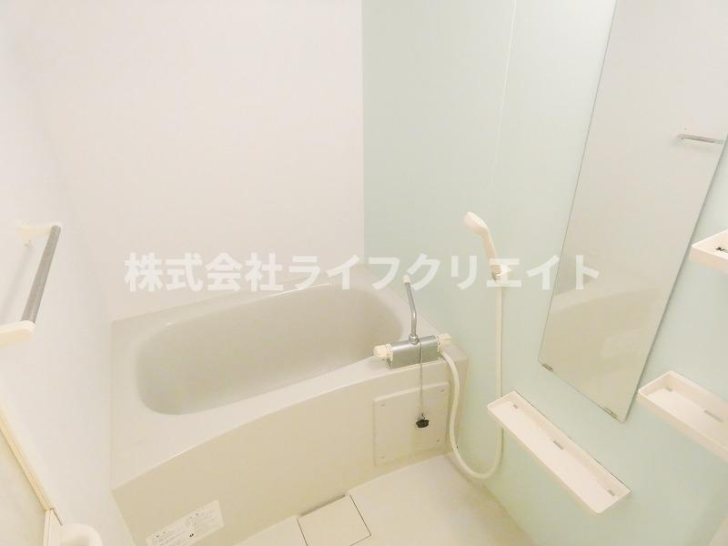 リブリ・南平の浴室