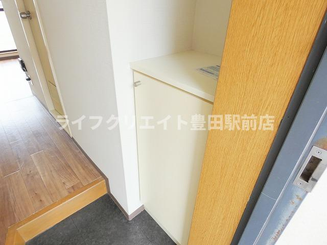 日野旭が丘ハイデンスBの外観