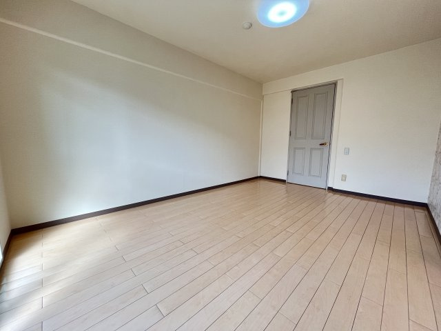 マンションカミュの内装