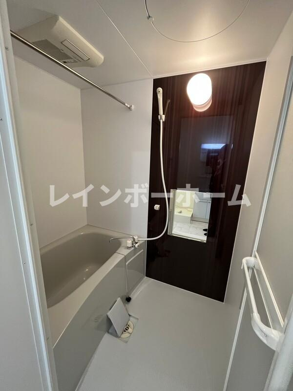 メラース　特典：仲介手数料が無料です!!の浴室|コンパクトで使いやすいお風呂です