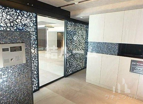 北区赤羽西６丁目の賃貸マンションのエントランス