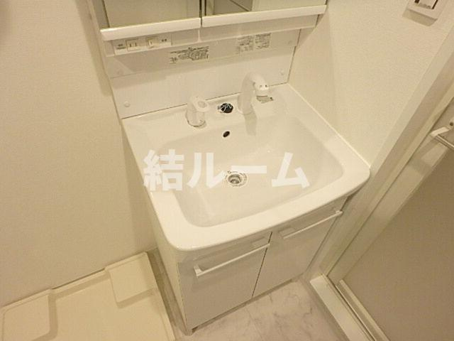 北区赤羽西６丁目の賃貸マンションの洗面所