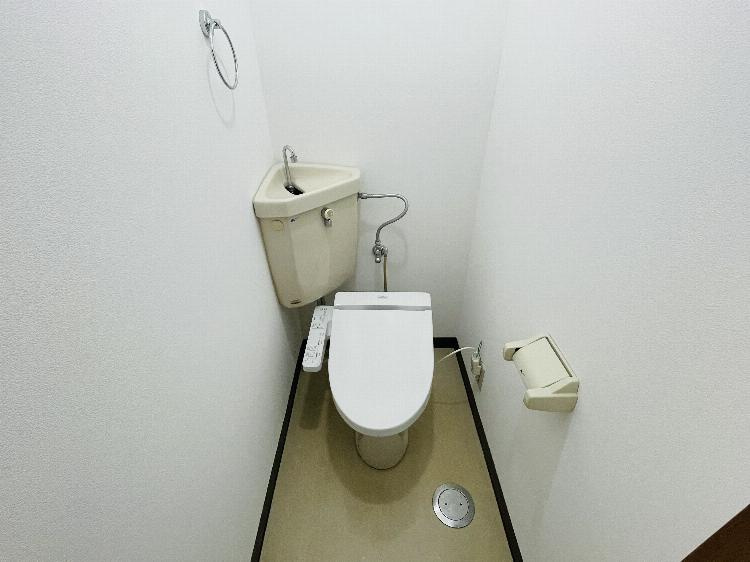 新井マンションのトイレ