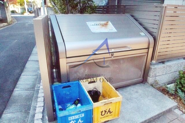 コート・イルソーレのその他共用部分|敷地内ゴミ置き場です。