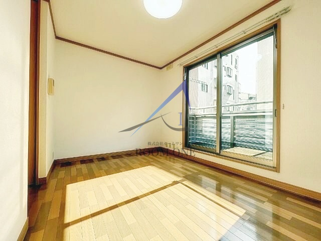 コート・イルソーレの居間・リビング|洋室のお部屋です。