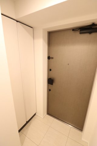 GENOVIA新子安の玄関