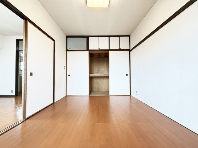 汐江ハイツの内装