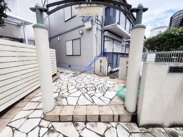 カタンクローバーⅡのエントランス|エントランスです。