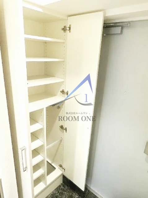 ジーベック千鳥町の玄関|玄関です。