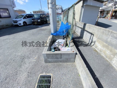 【その他共用部分】 | 　K・OJフラッツ | 専用ごみ置き場です