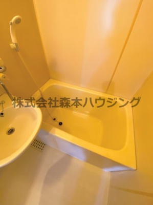 【浴室】 | 　K・OJフラッツ | お風呂で日々の疲れを落としましょう