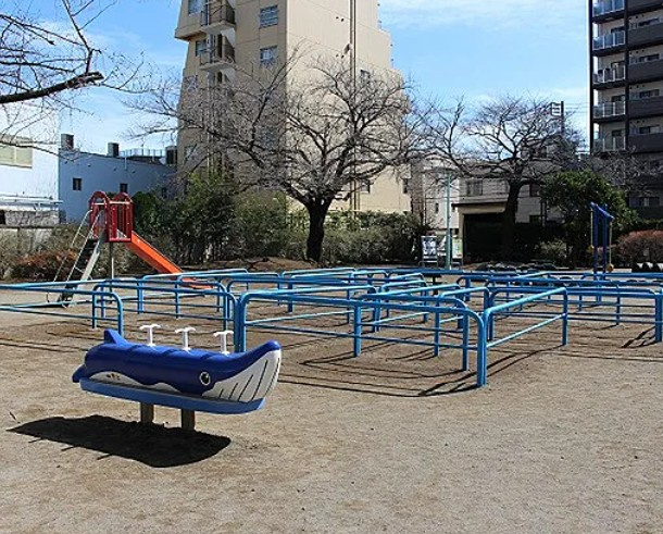 クレストコート中板橋の周辺